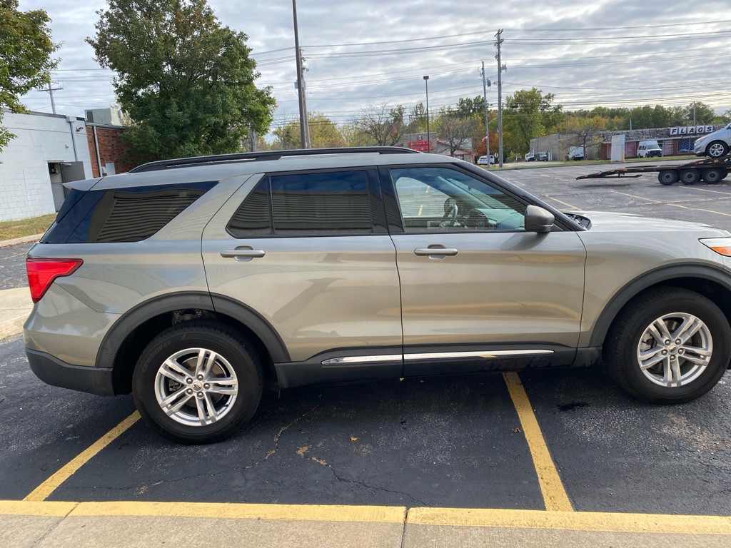 2020 Ford Explorer Image 6
