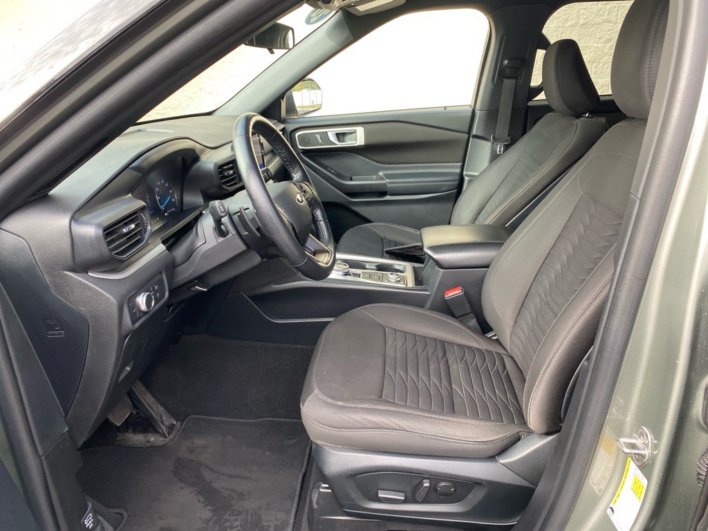 2020 Ford Explorer Image 9