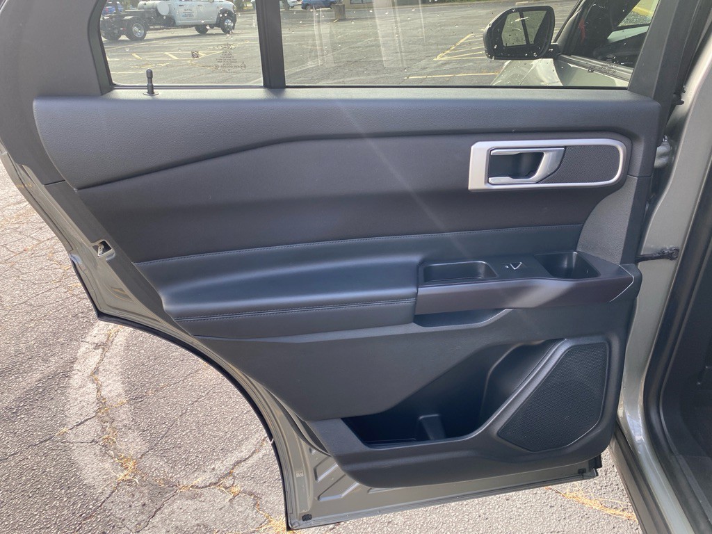 2020 Ford Explorer Image 20