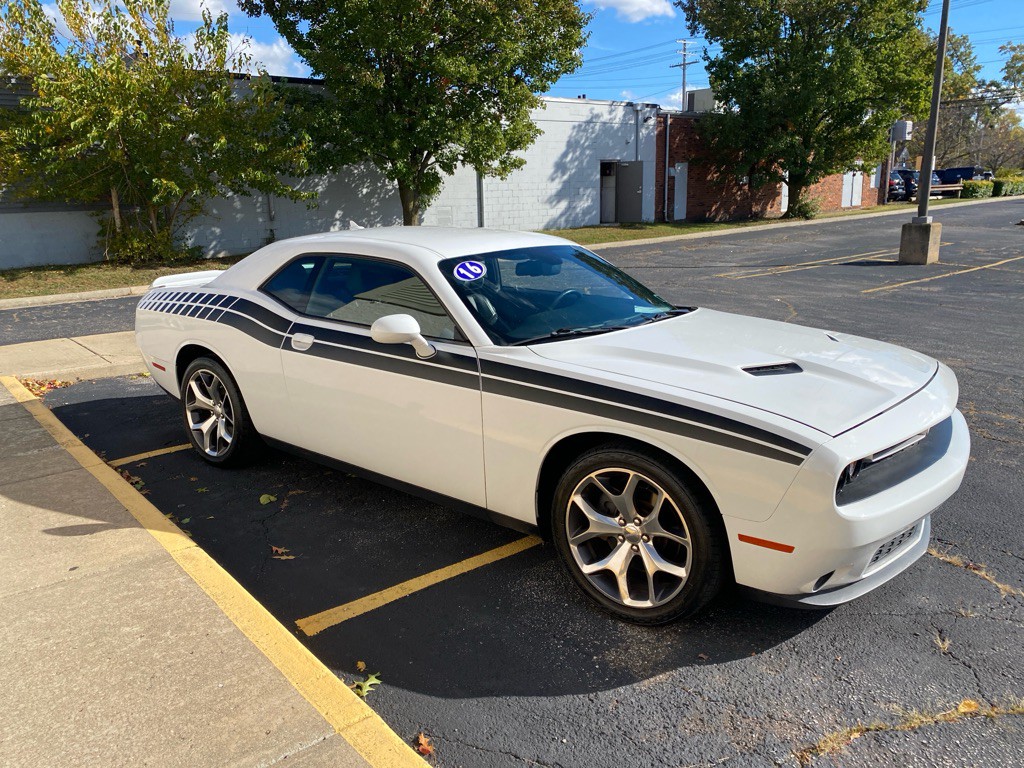2016 Dodge Challenger Image 7