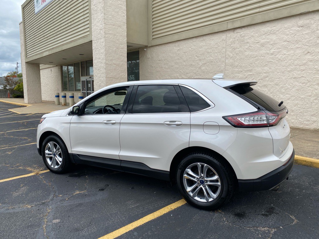 2016 Ford Edge Image 3