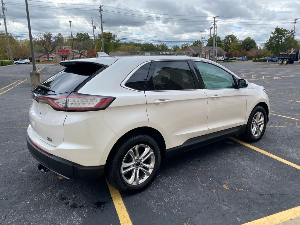 2016 Ford Edge Image 5