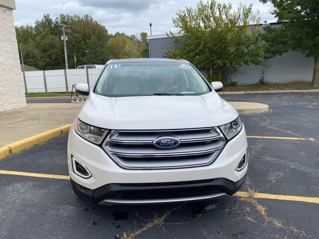 2016 Ford Edge Image 8