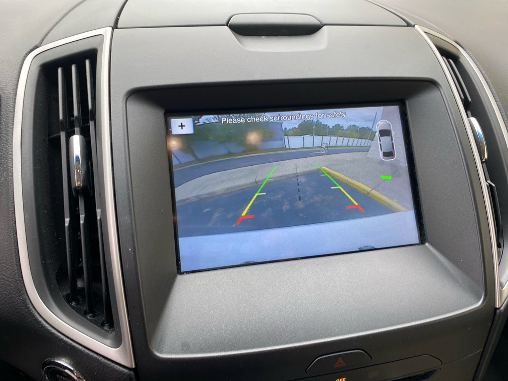 2016 Ford Edge Image 15