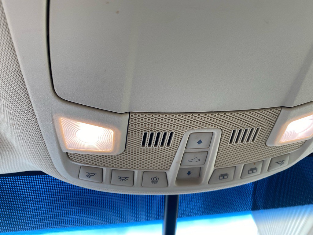 2016 Ford Edge Image 17