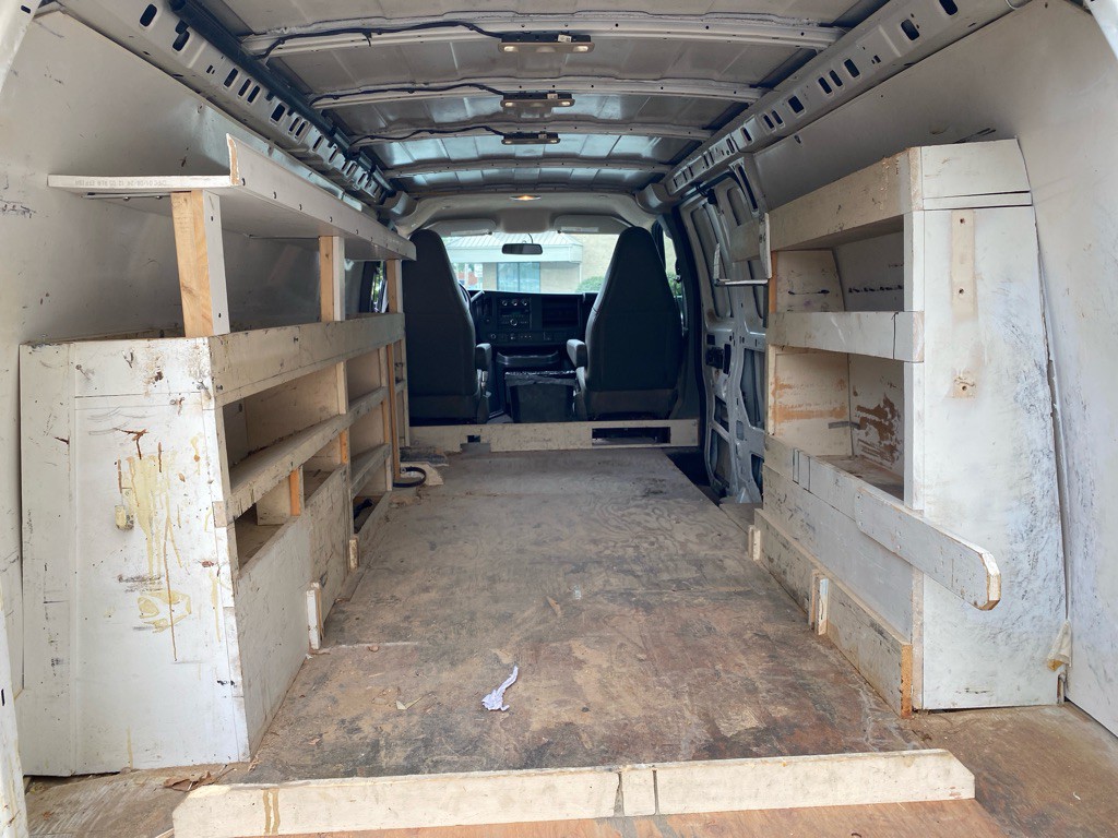 2018 Chevrolet Express Image 15