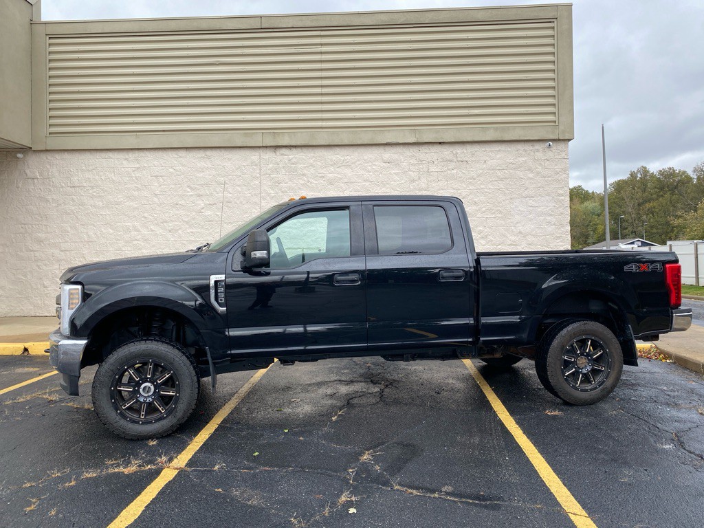 2019 Ford F-250 Image 2