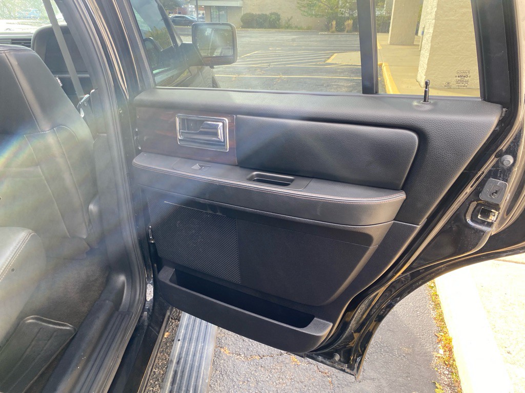 2016 Lincoln Navigator Image 28