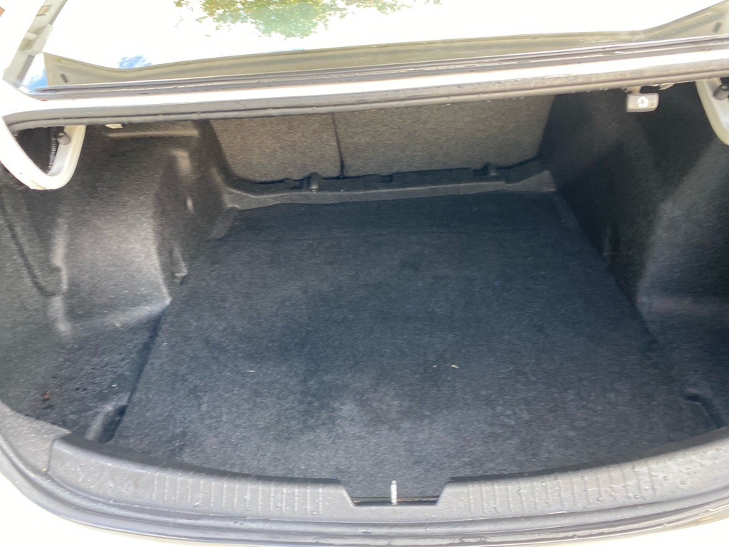 2017 Chevrolet Malibu Image 19