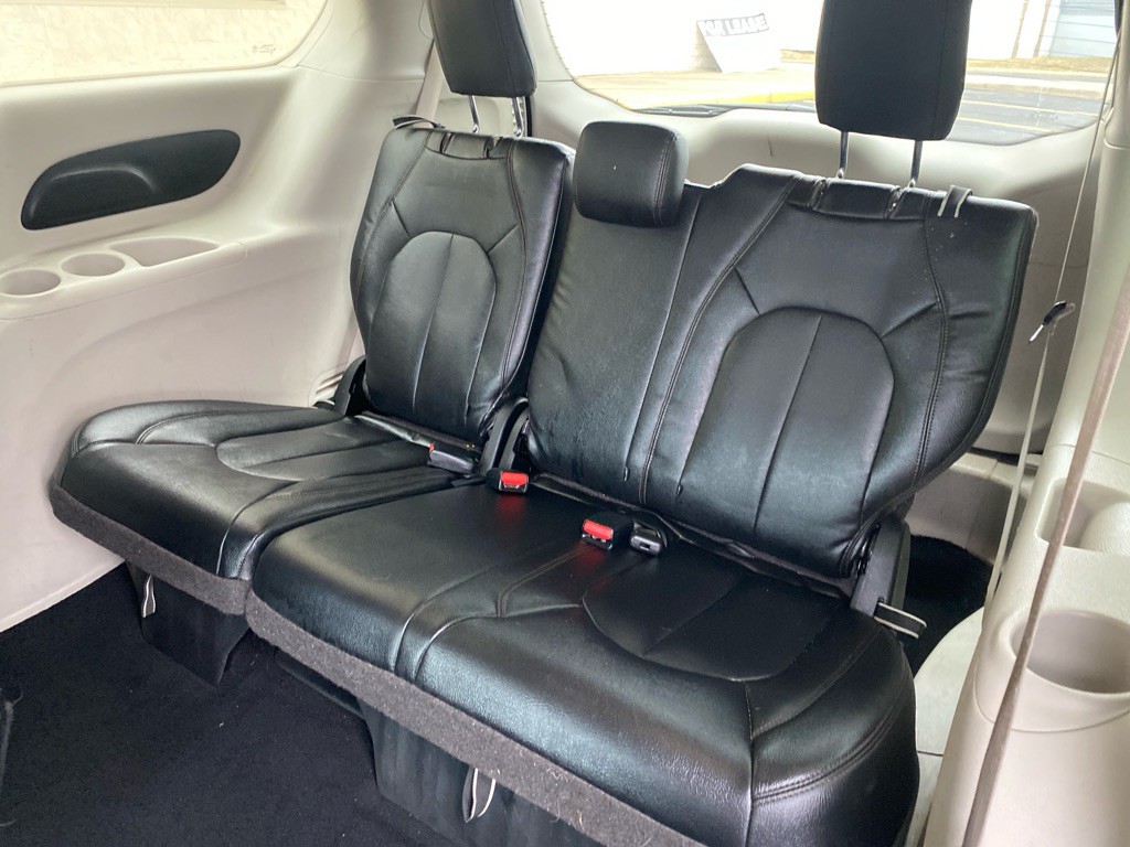 2019 Chrysler Pacifica Image 23