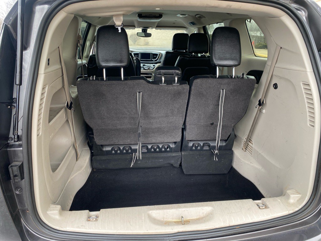 2019 Chrysler Pacifica Image 24