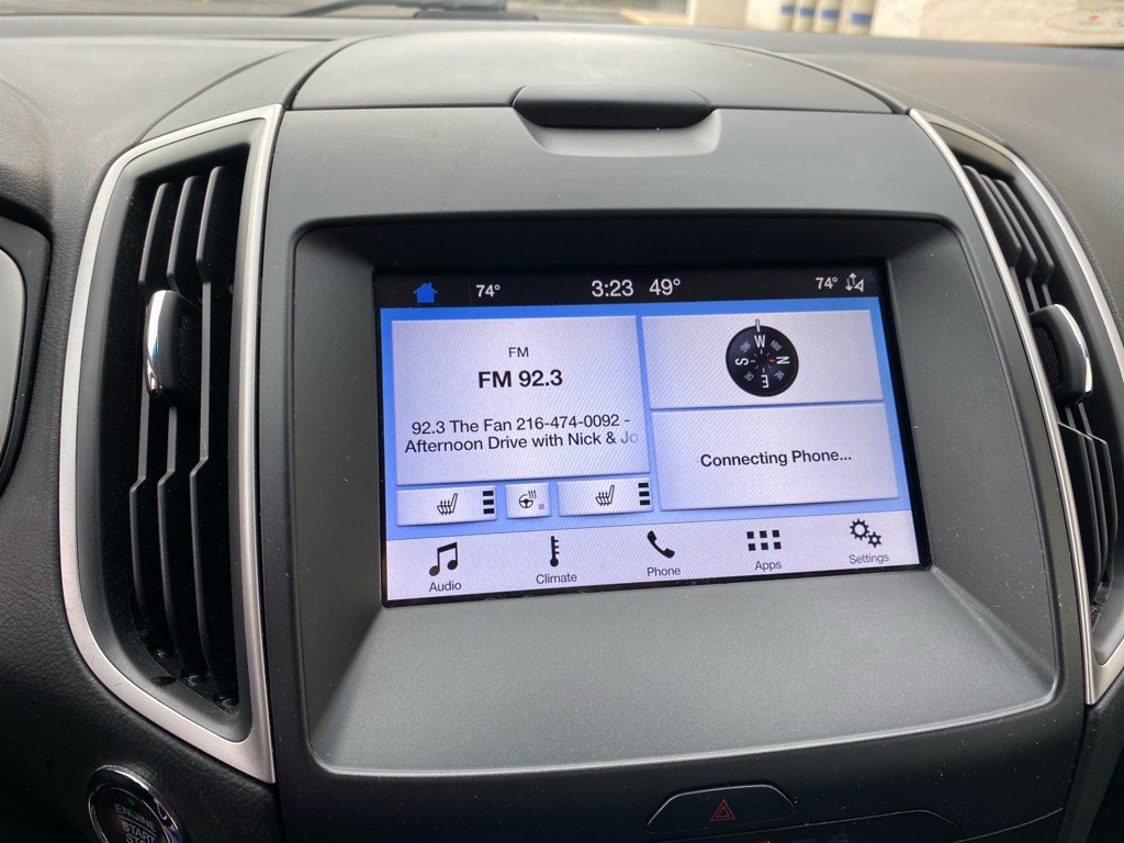 2019 Ford Edge Image 13