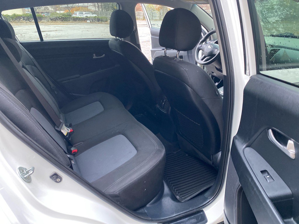 2015 Kia Sportage Image 17