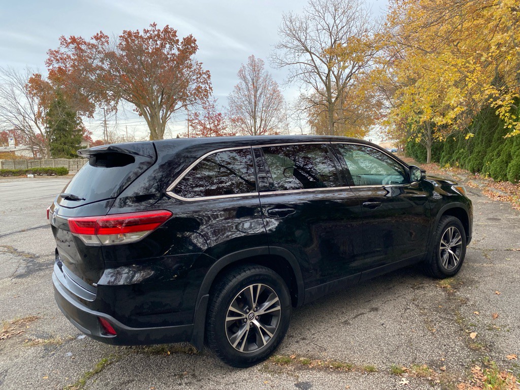 2019 Toyota Highlander Image 5