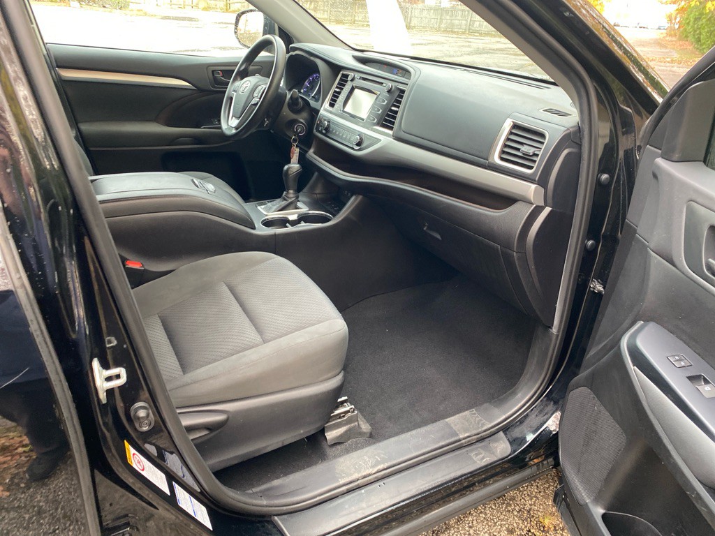 2019 Toyota Highlander Image 23
