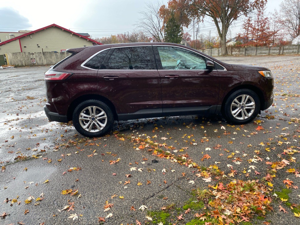 2019 Ford Edge Image 6