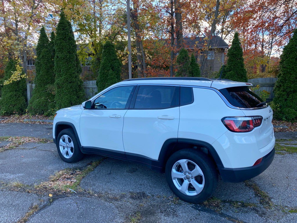 2018 Jeep Compass Image 3