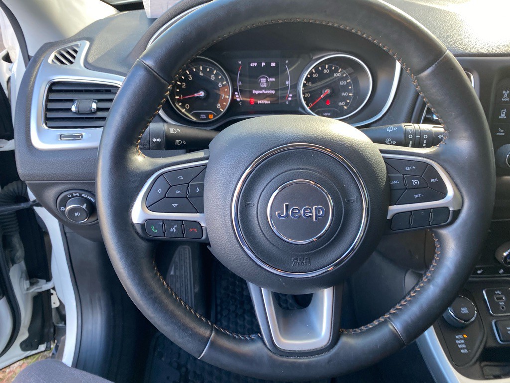 2018 Jeep Compass Image 11