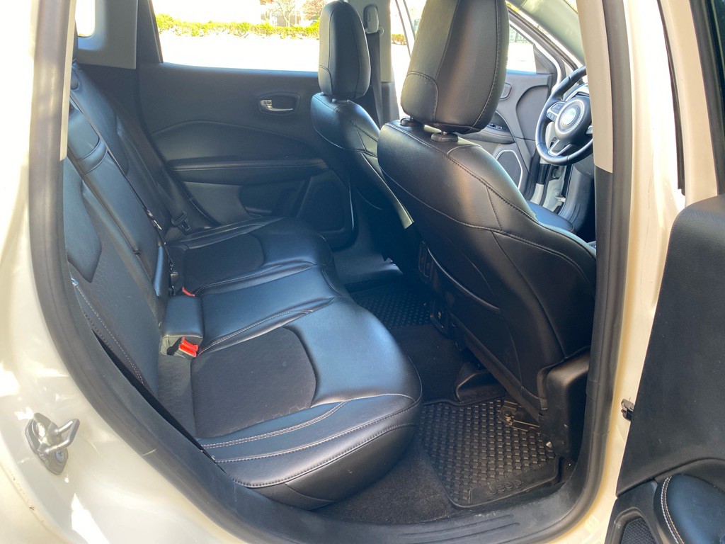 2018 Jeep Compass Image 20