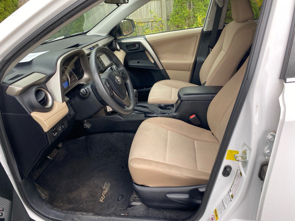 2013 Toyota Rav4 Image 9