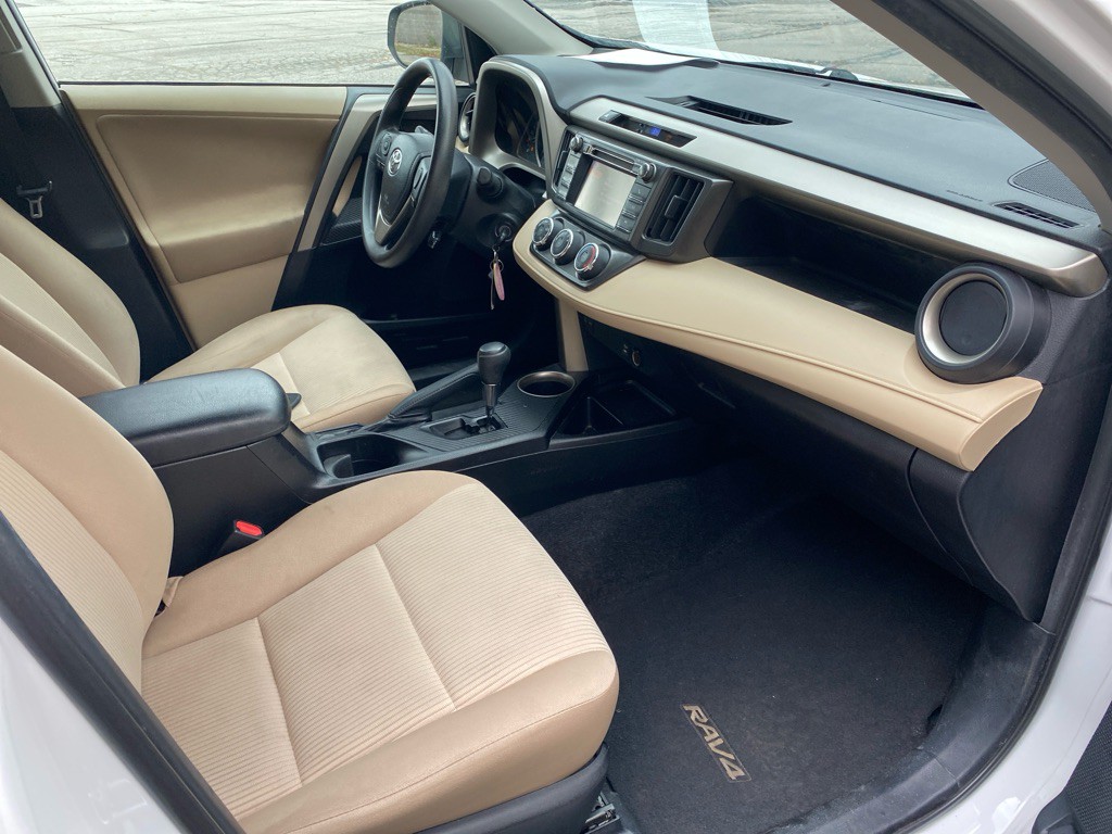 2013 Toyota Rav4 Image 22