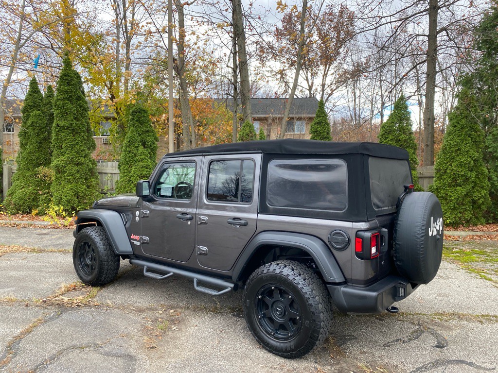 2018 Jeep Wrangler Unlimited Image 3