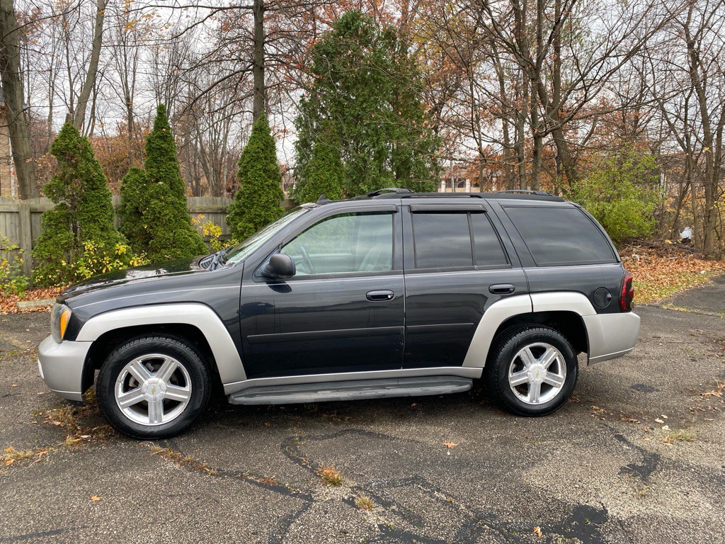 2008 Chevrolet Trailblazer Image 2