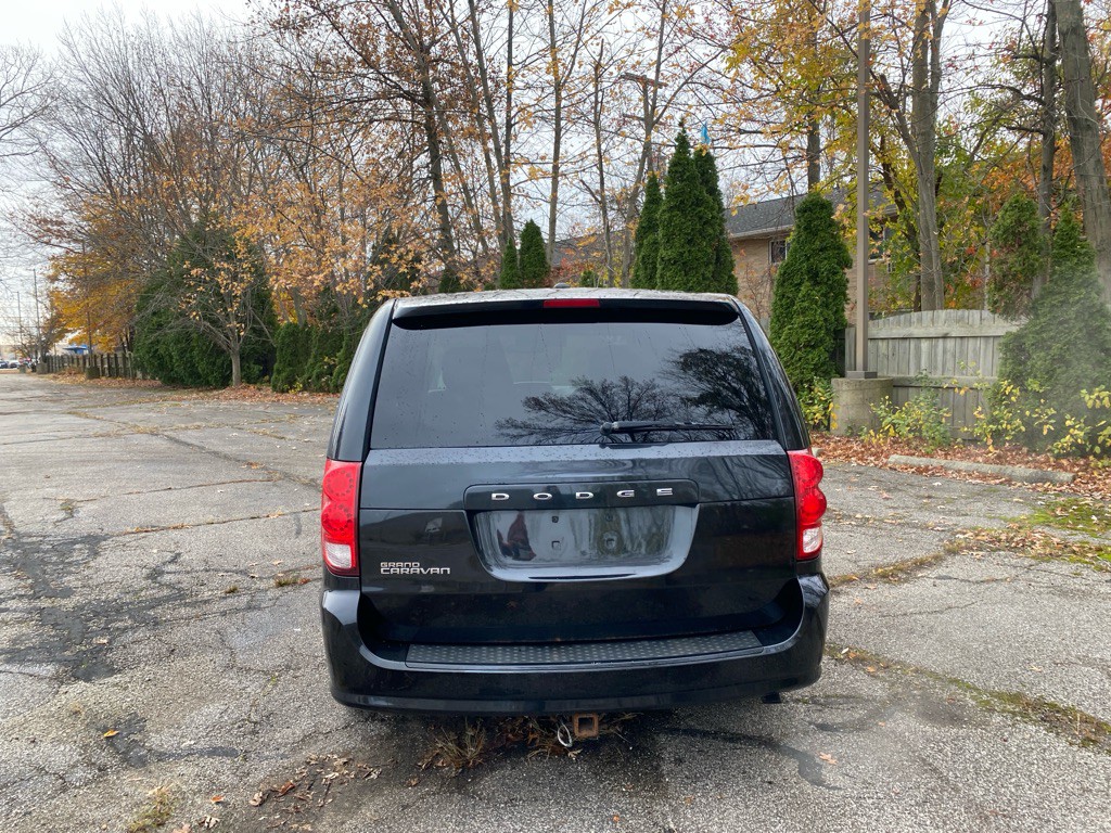 2016 Dodge Grand Caravan Image 4