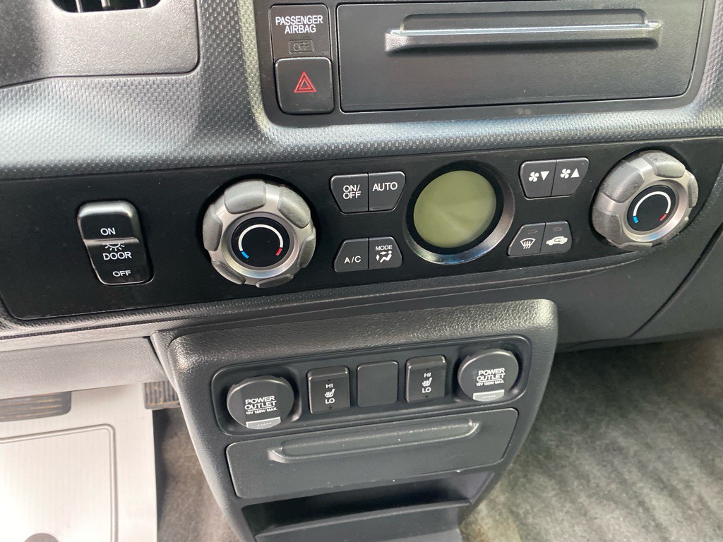 2012 Honda Ridgeline Image 17
