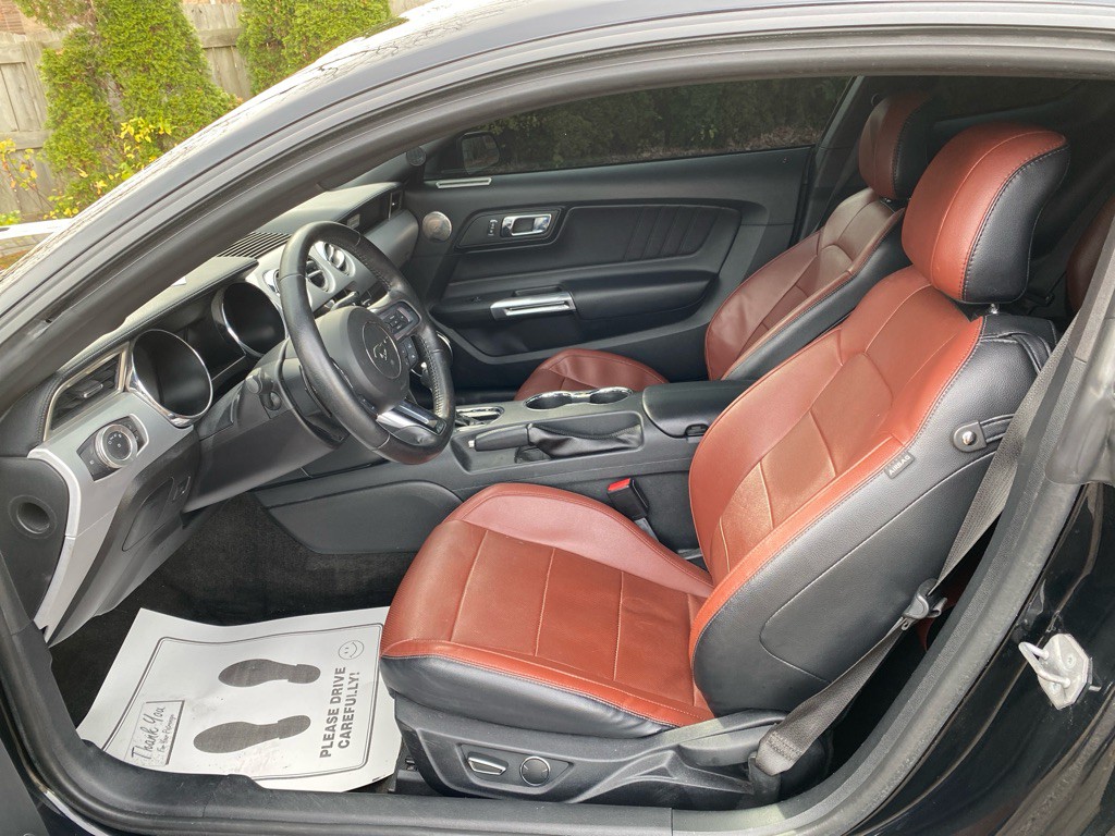 2017 Ford Mustang Image 9