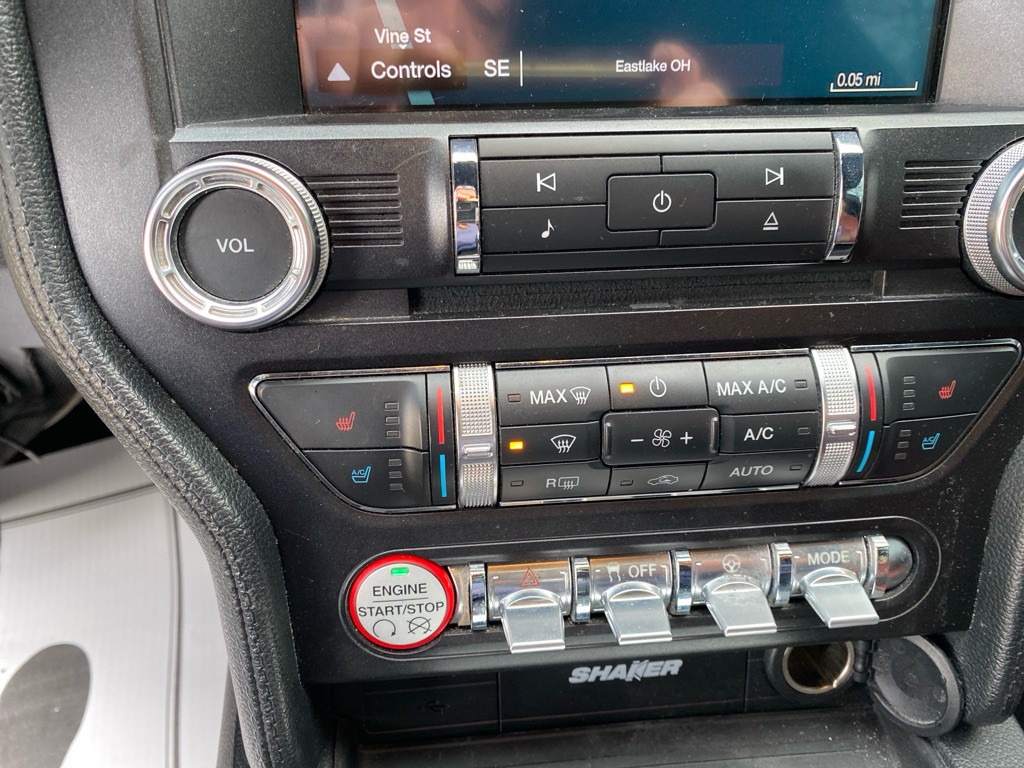 2017 Ford Mustang Image 16