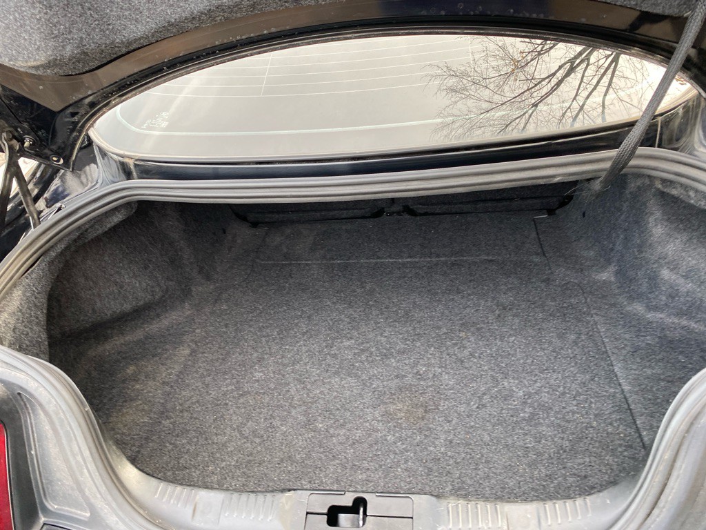 2017 Ford Mustang Image 19