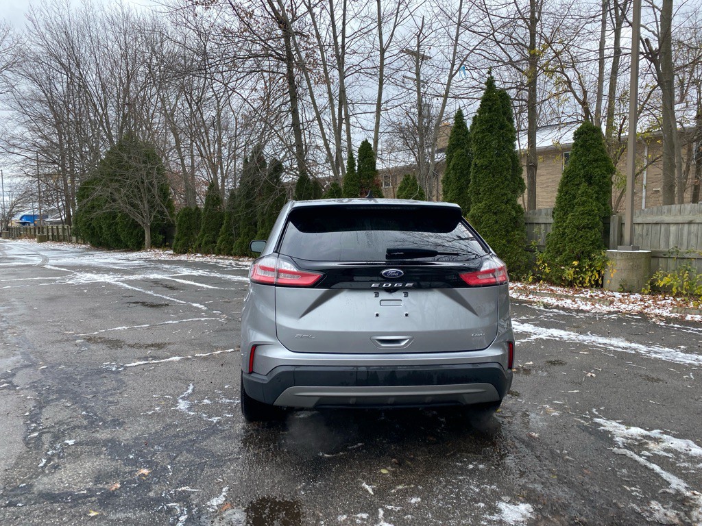 2021 Ford Edge Image 4