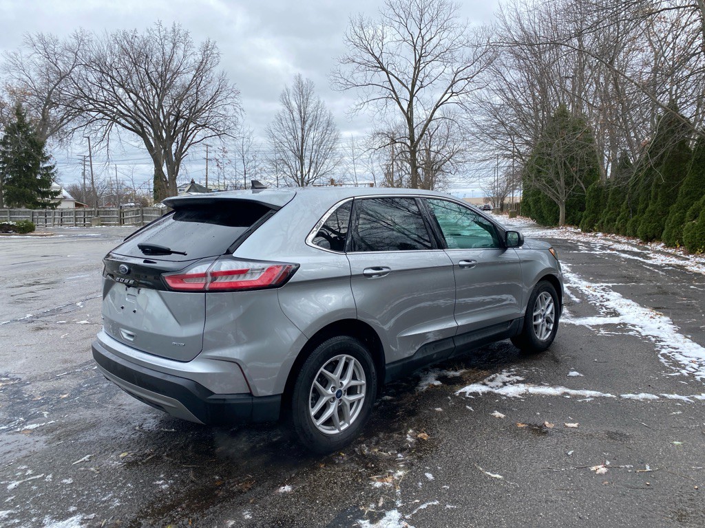 2021 Ford Edge Image 5