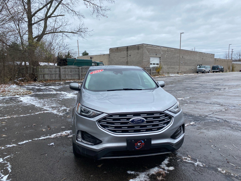 2021 Ford Edge Image 8