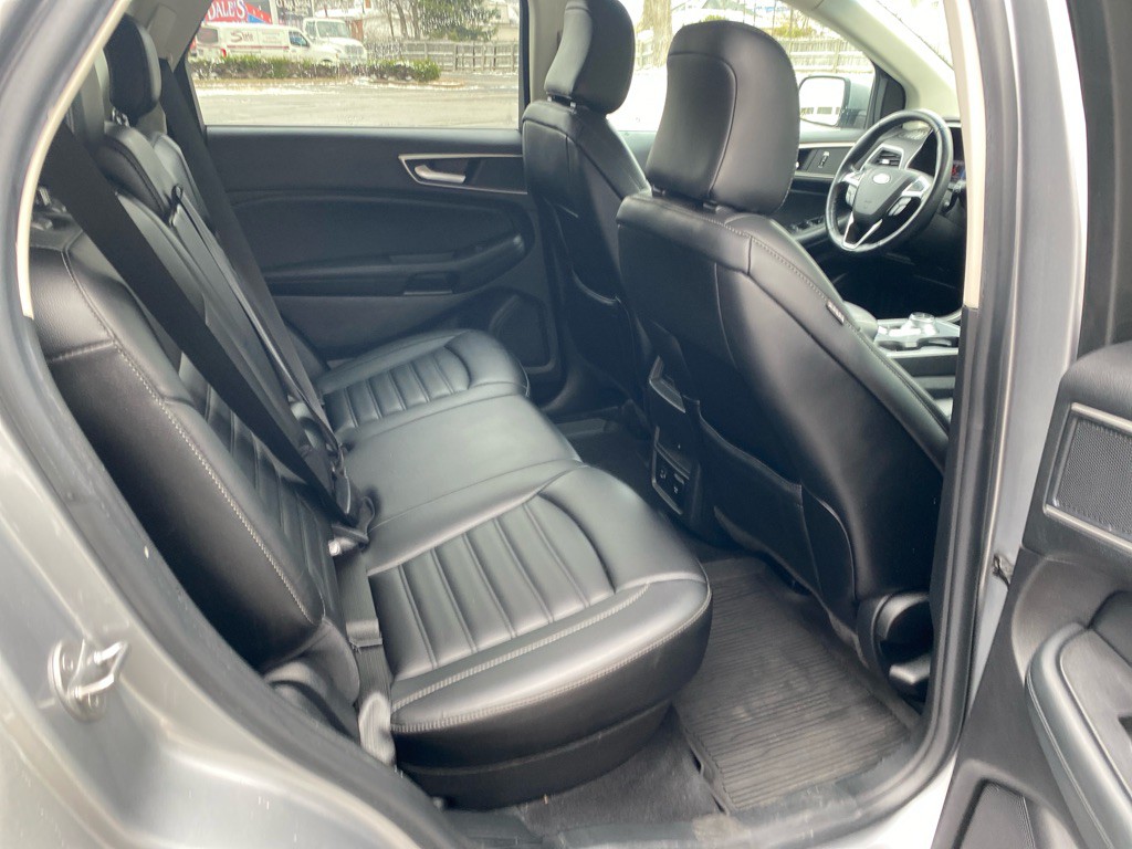 2021 Ford Edge Image 21