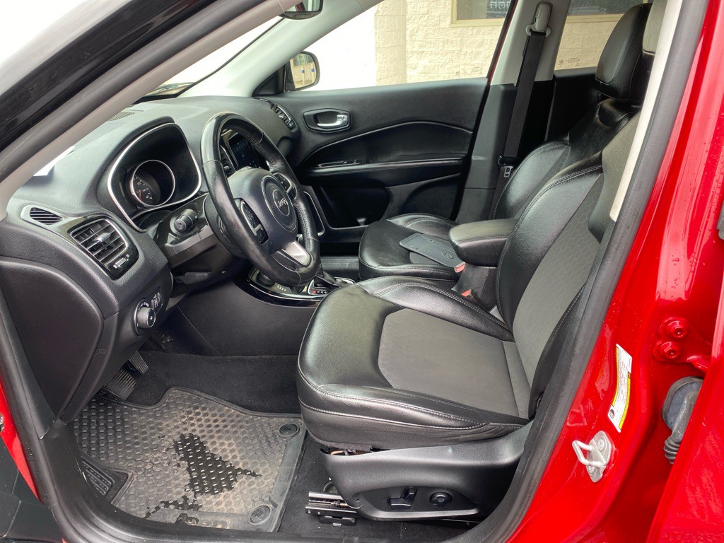 2018 Jeep Compass Image 9