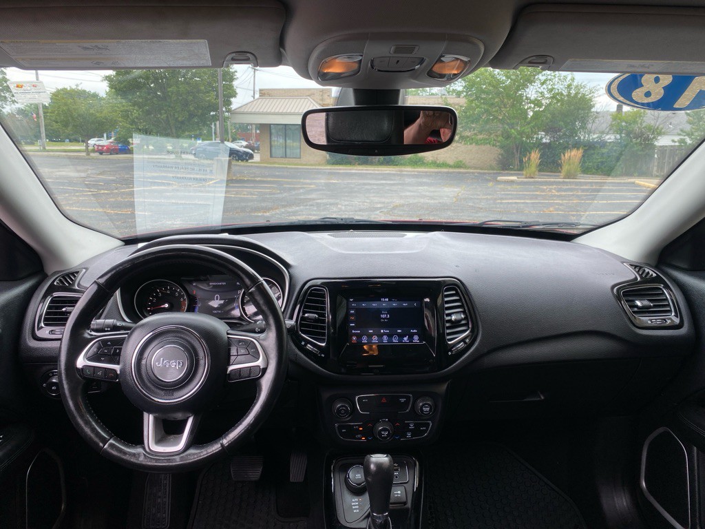 2018 Jeep Compass Image 15