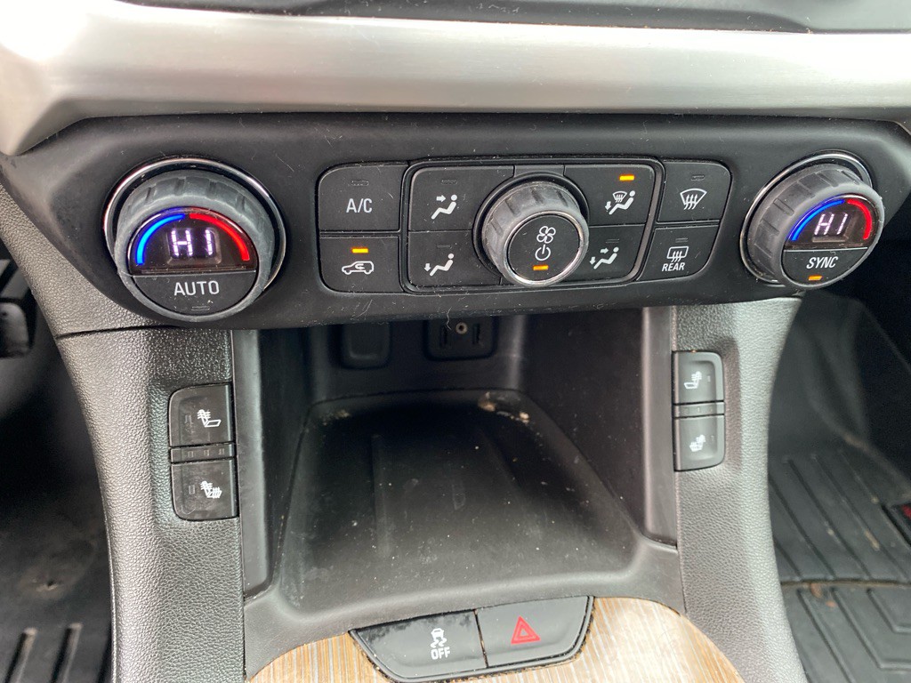 2017 GMC Acadia Image 17