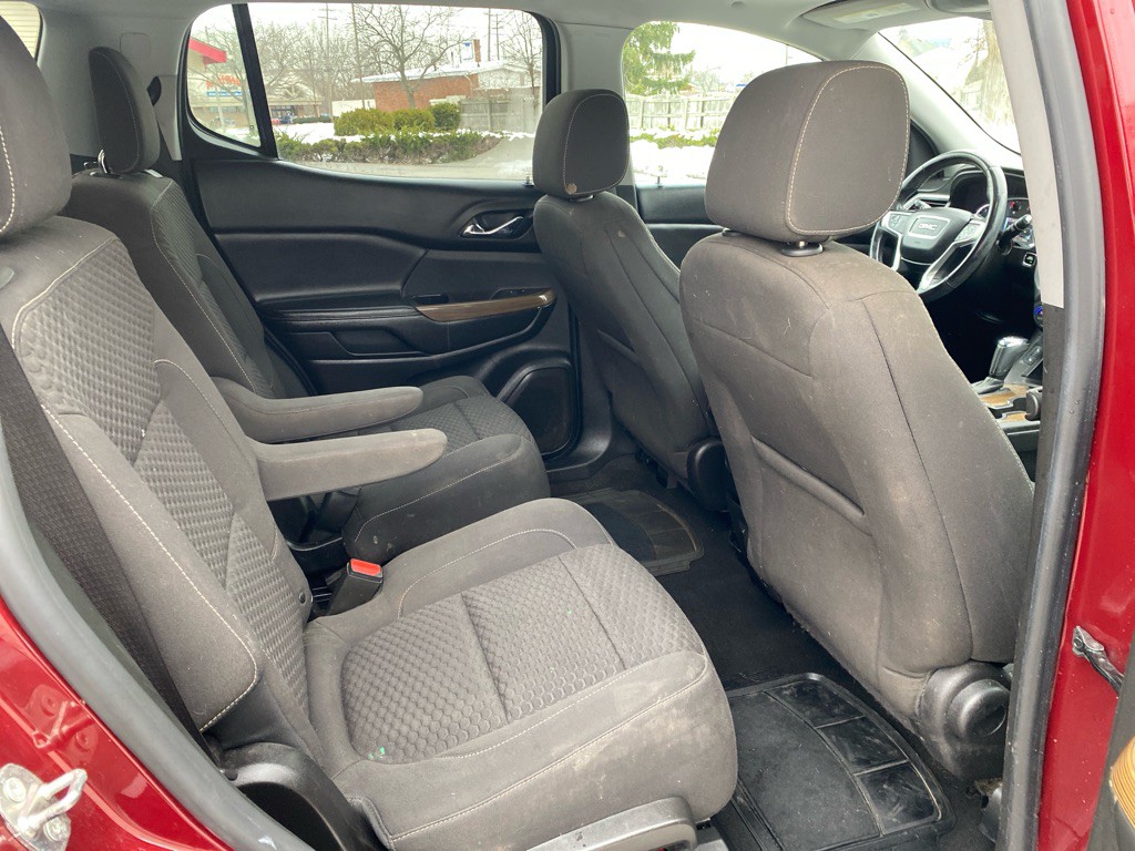 2017 GMC Acadia Image 24