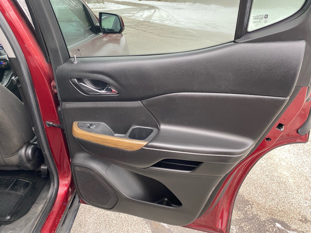 2017 GMC Acadia Image 25