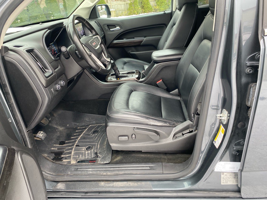 2017 GMC Canyon Image 9