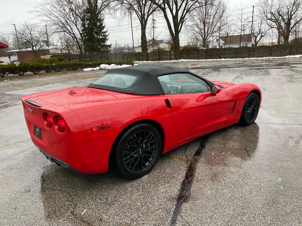 2005 Chevrolet Corvette Image 5