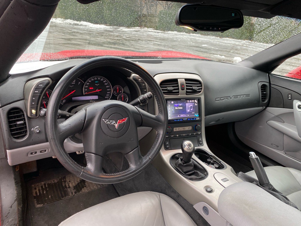 2005 Chevrolet Corvette Image 16