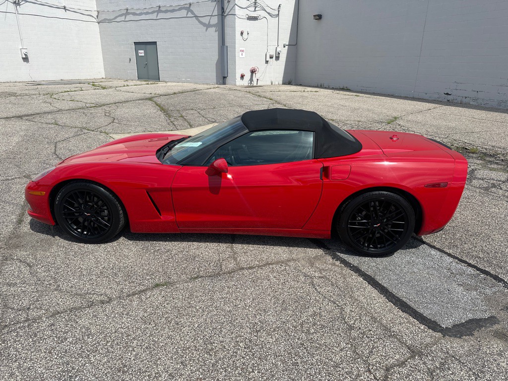 2005 Chevrolet Corvette Image 4
