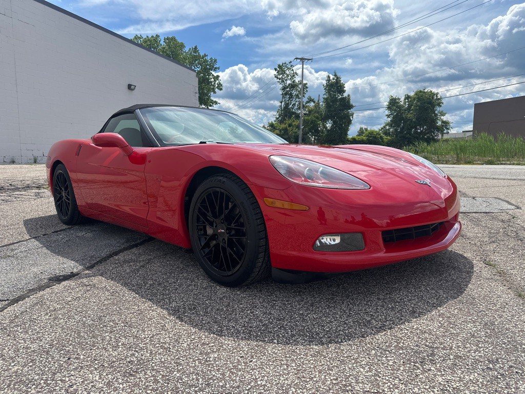 2005 Chevrolet Corvette Image 15