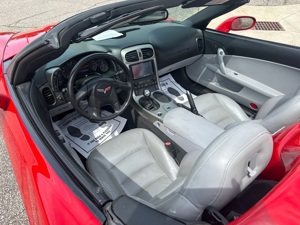 2005 Chevrolet Corvette Image 36
