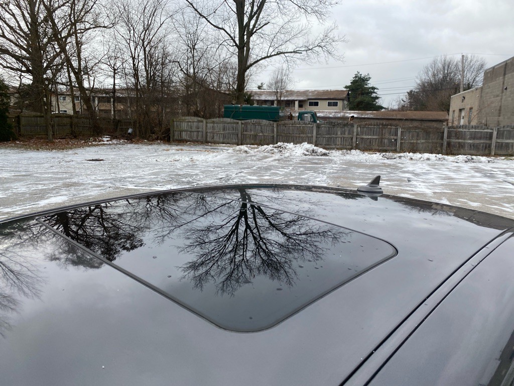 2017 Dodge Challenger Image 9