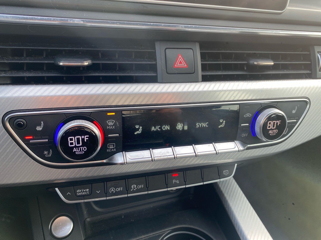 2017 Audi A4 Image 16