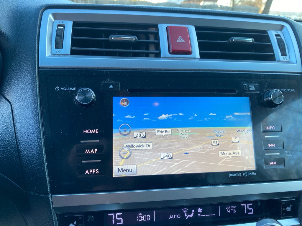 2015 Subaru Outback Image 16